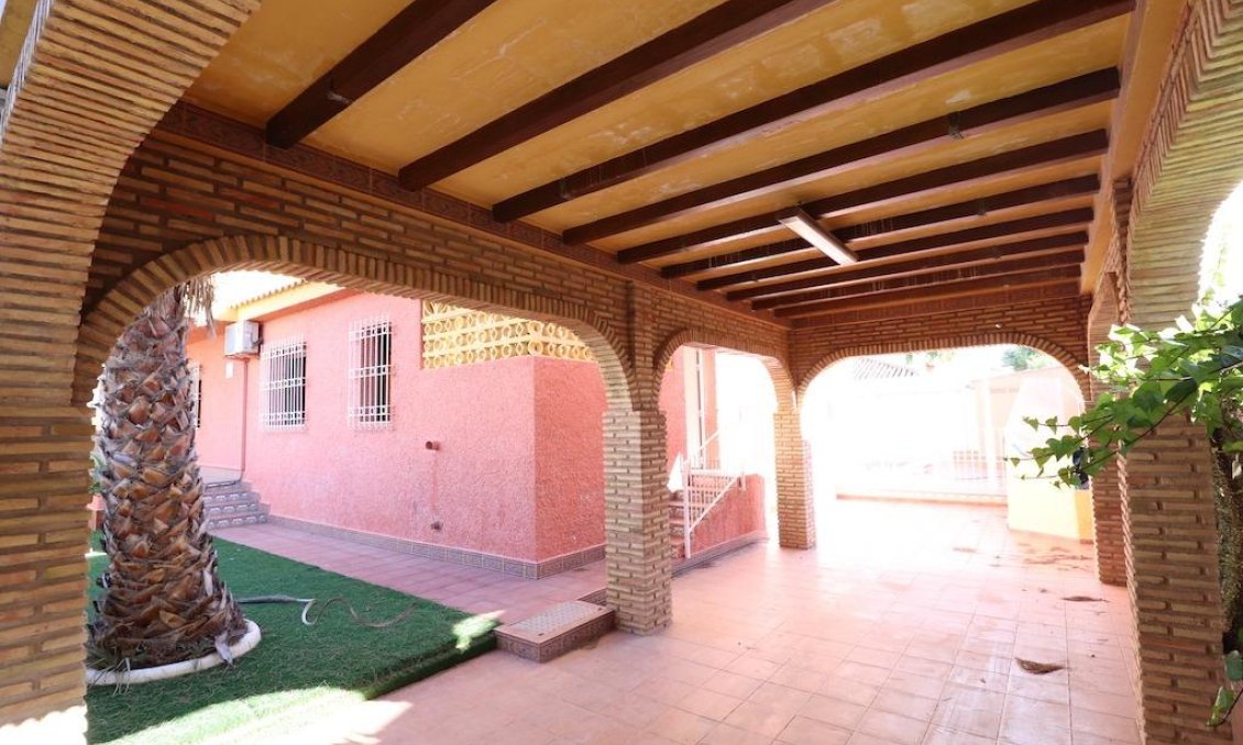 Segunda mano - Villa -
Cabo Roig - Costa Blanca