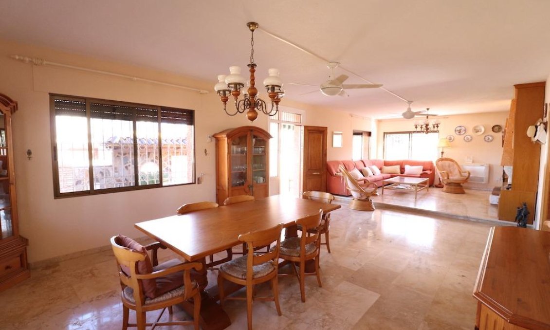 Segunda mano - Villa -
Cabo Roig - Costa Blanca