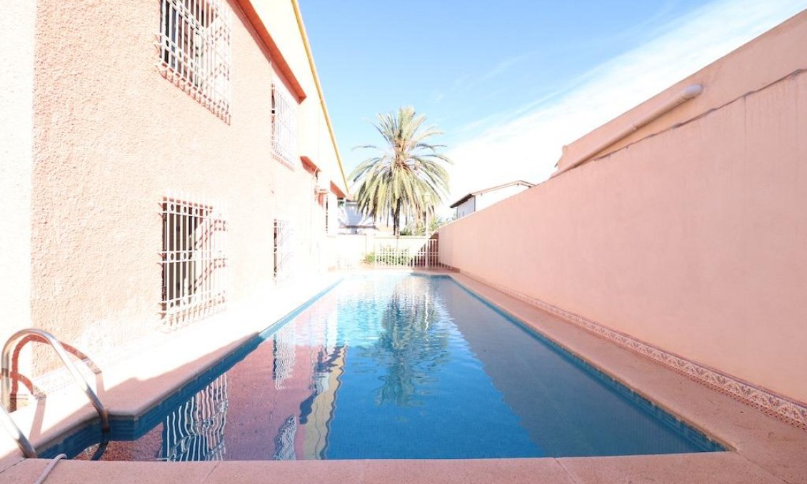 Segunda mano - Villa -
Cabo Roig - Costa Blanca