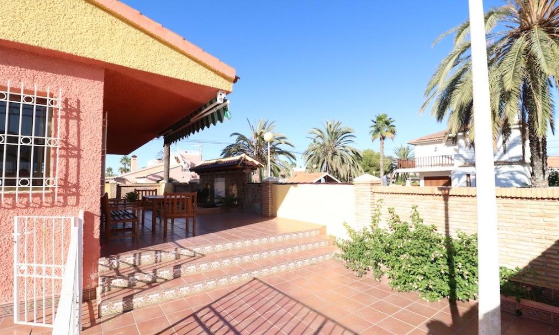 Segunda mano - Villa -
Cabo Roig - Costa Blanca
