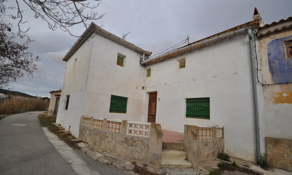 Segunda mano - Villa -
Chinorlet - Inland