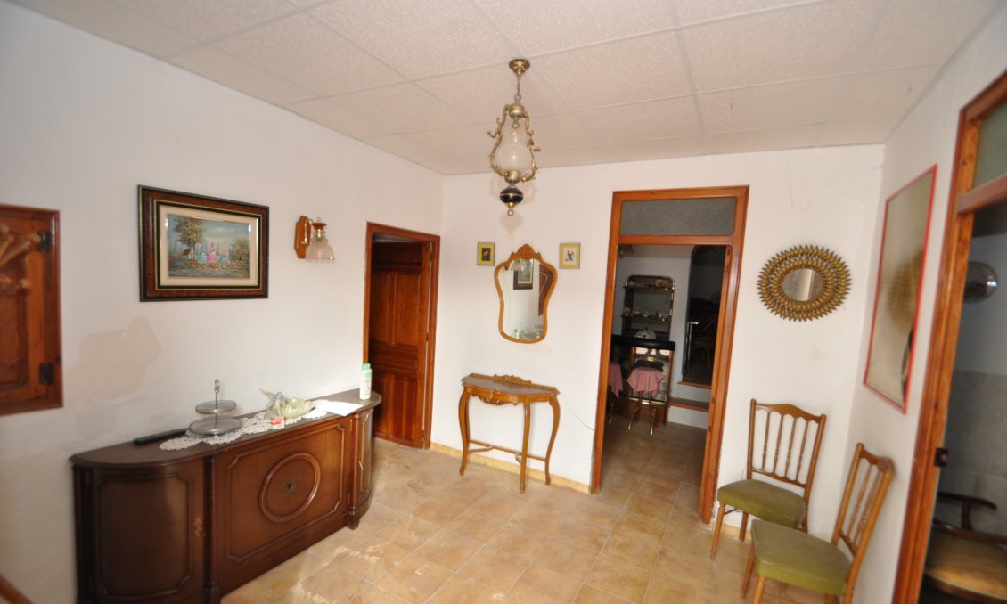Segunda mano - Villa -
Chinorlet - Inland