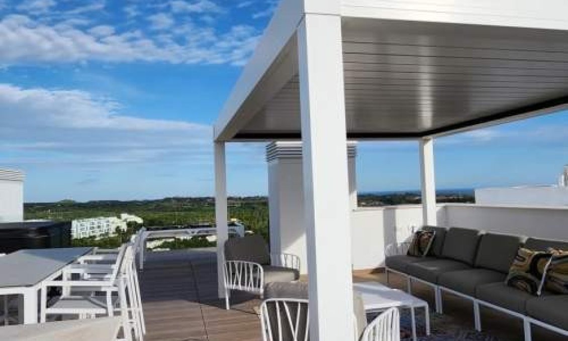 Használt Ingatlanok - Tetőtéri lakás -
Campoamor - Costa Blanca