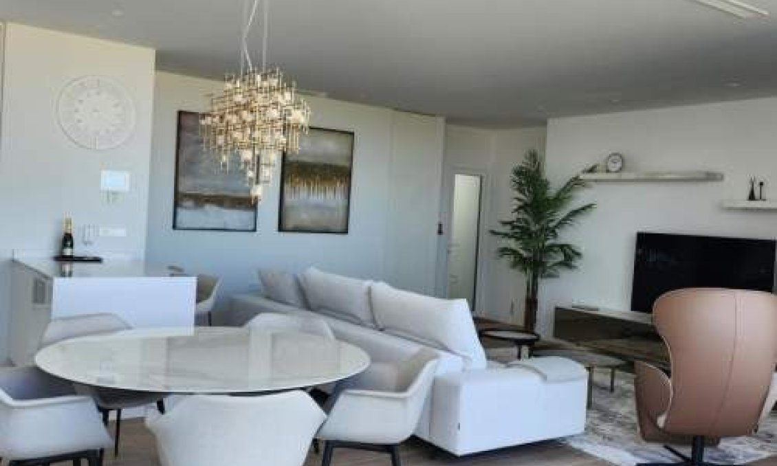 Használt Ingatlanok - Tetőtéri lakás -
Campoamor - Costa Blanca