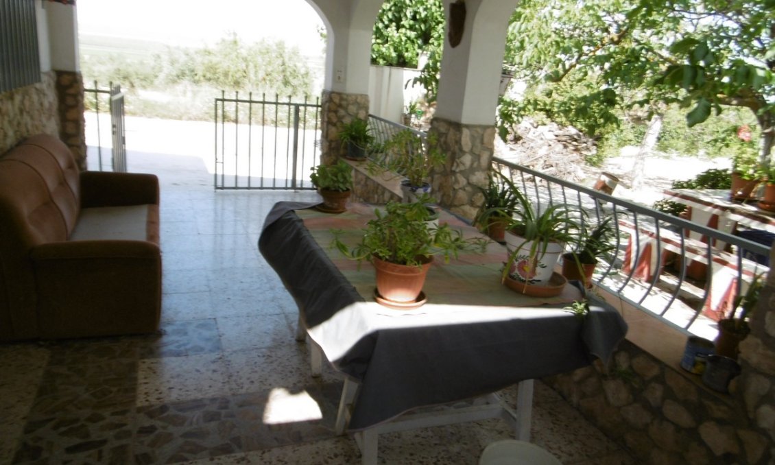 Segunda mano - Villa -
Yecla - Inland