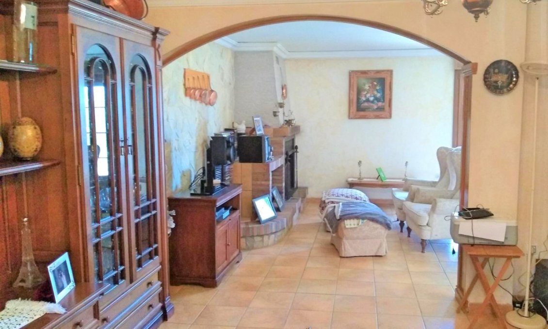 Segunda mano - Villa -
Aspe - Inland