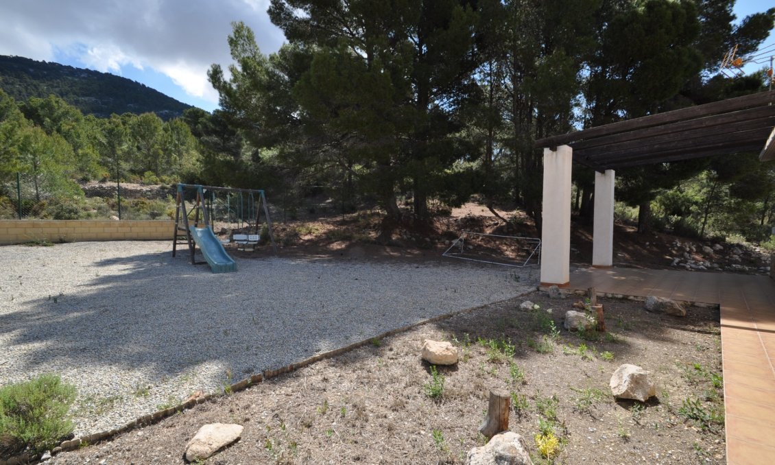 Segunda mano - Villa -
Castalla - Inland