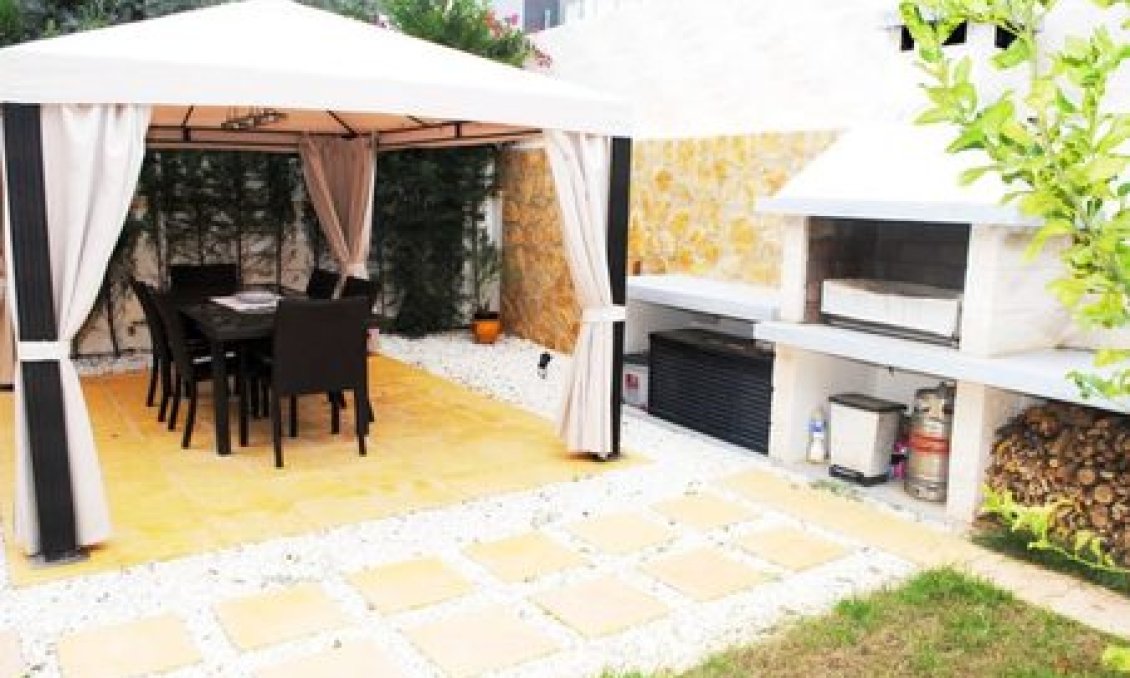 Segunda mano - Villa -
La Zenia - Costa Blanca