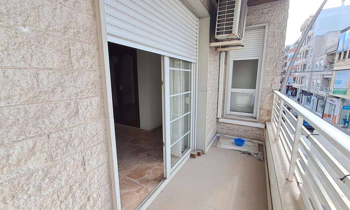 Használt Ingatlanok - Apartman -
Torrevieja - Costa Blanca