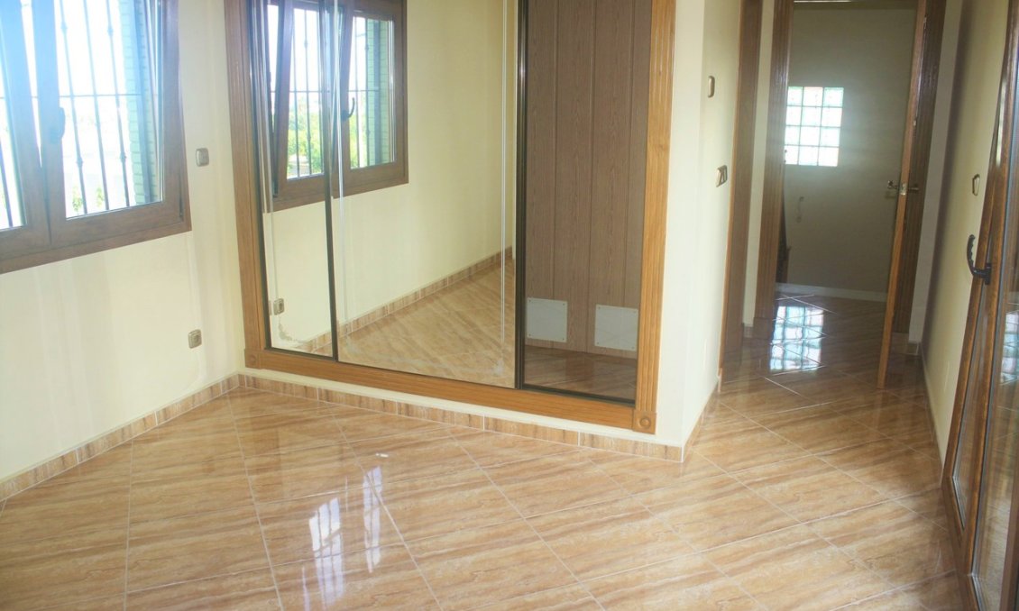 Wiederverkauf - Villa -
Los Altos - Costa Blanca