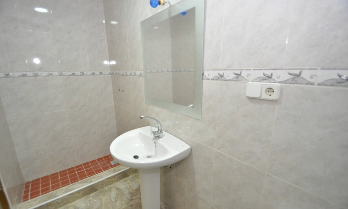 Segunda mano - Town House -
Novelda - Inland