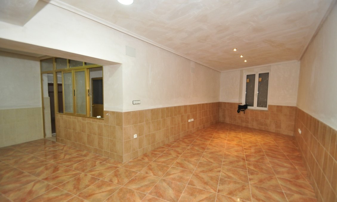 Segunda mano - Town House -
Novelda - Inland