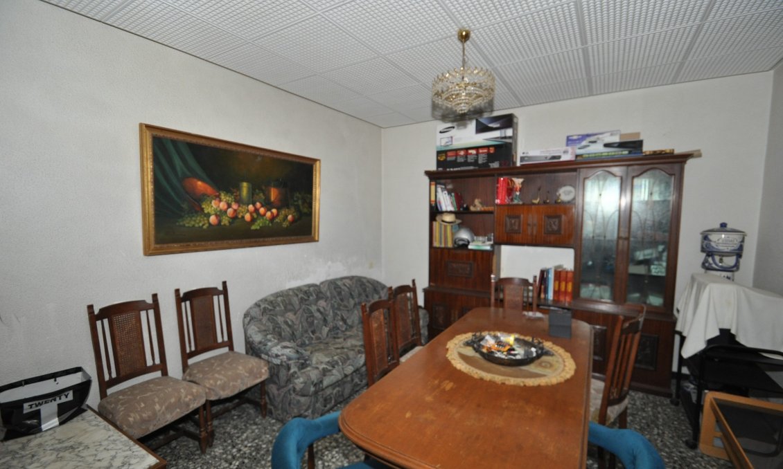 Segunda mano - Town House -
Petrer - Inland