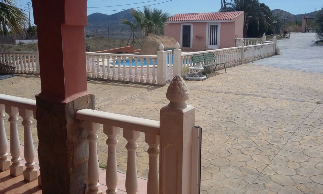 Segunda mano - Villa -
Hondón de los Fráiles - Inland