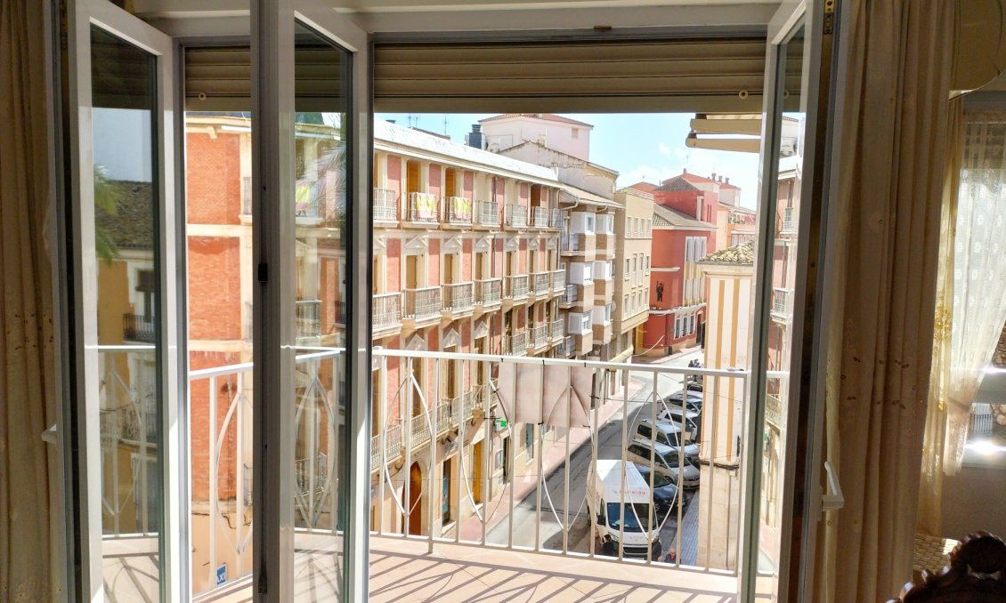 Segunda mano - Apartamento -
Sax - Inland