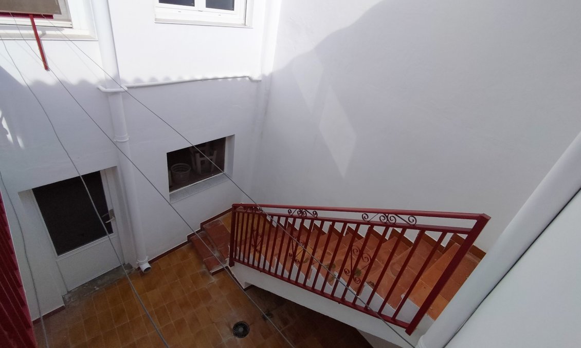 Wiederverkauf - Town House -
Sax - Inland