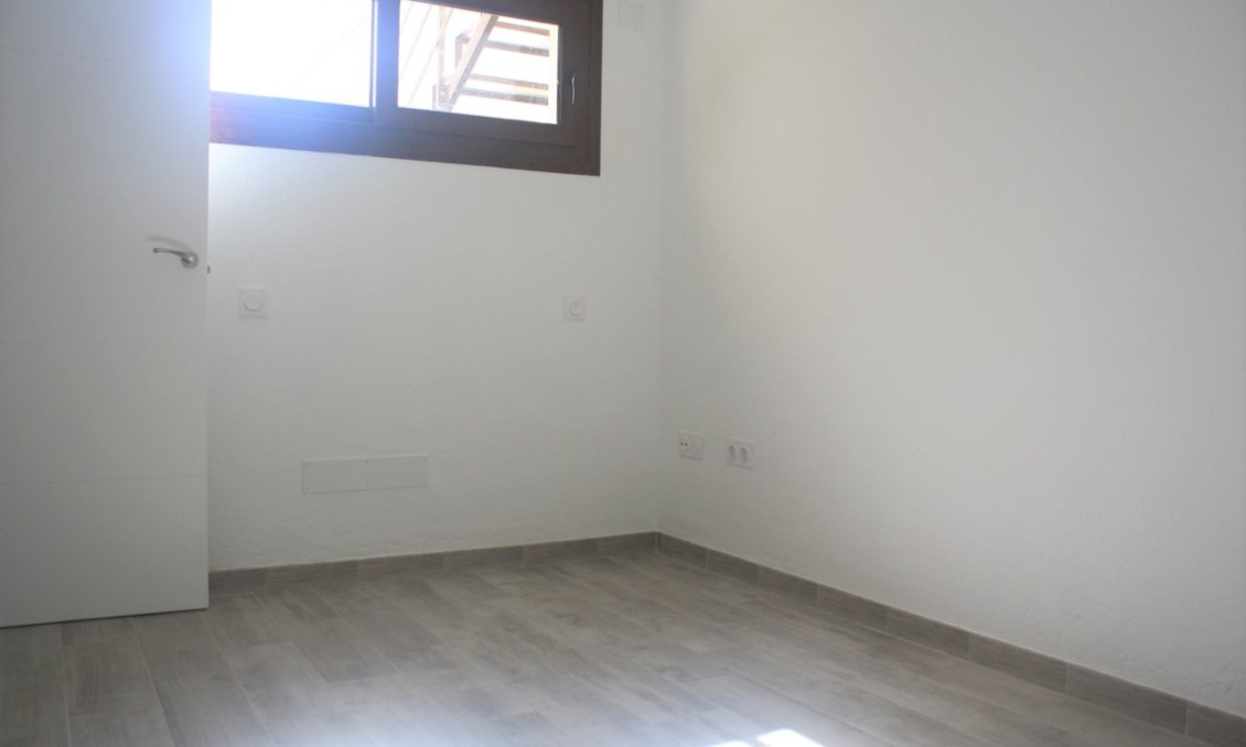 Segunda mano - Town House -
Los Altos - Costa Blanca