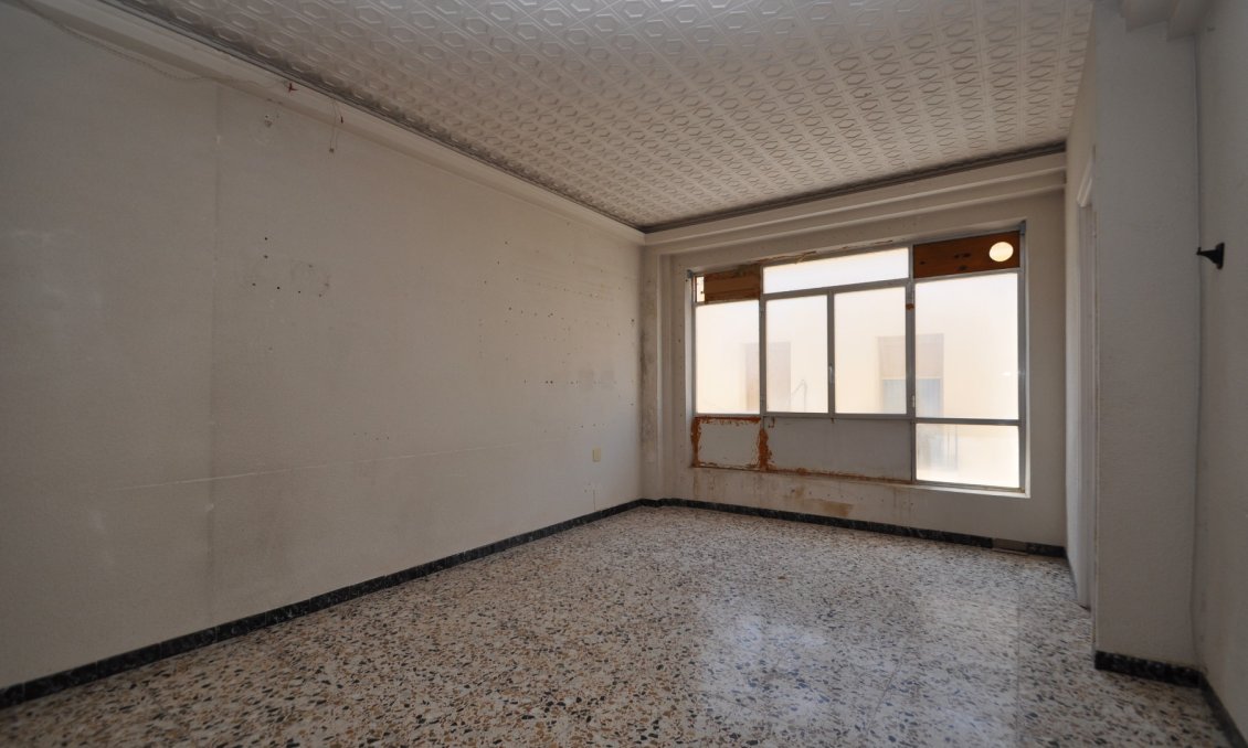 Segunda mano - Apartamento -
Pinoso - Inland