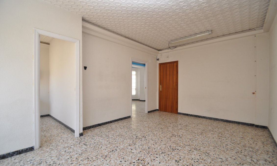Segunda mano - Apartamento -
Pinoso - Inland