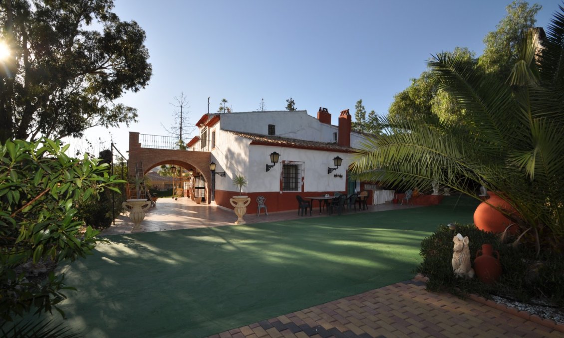 Segunda mano - Villa -
Fortuna - Inland