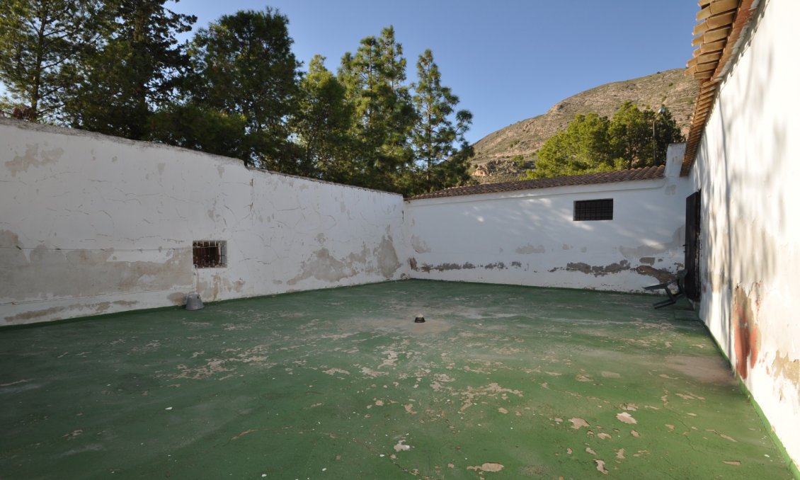 Segunda mano - Villa -
Fortuna - Inland