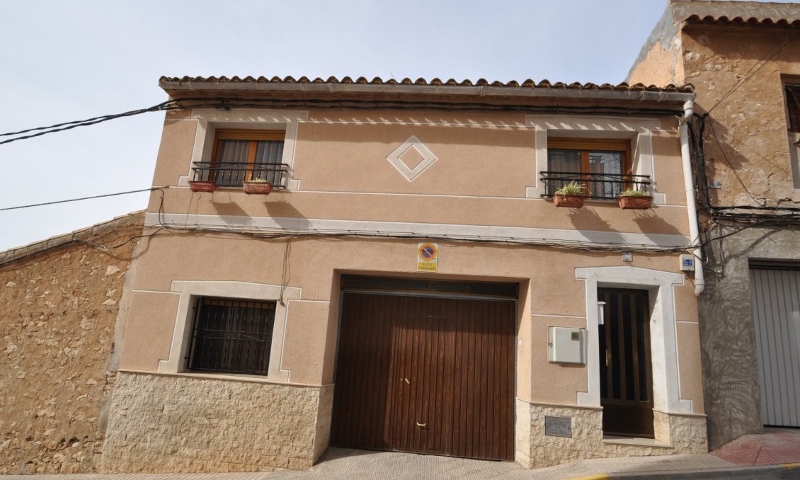 Segunda mano - Town House -
Pinoso - Inland