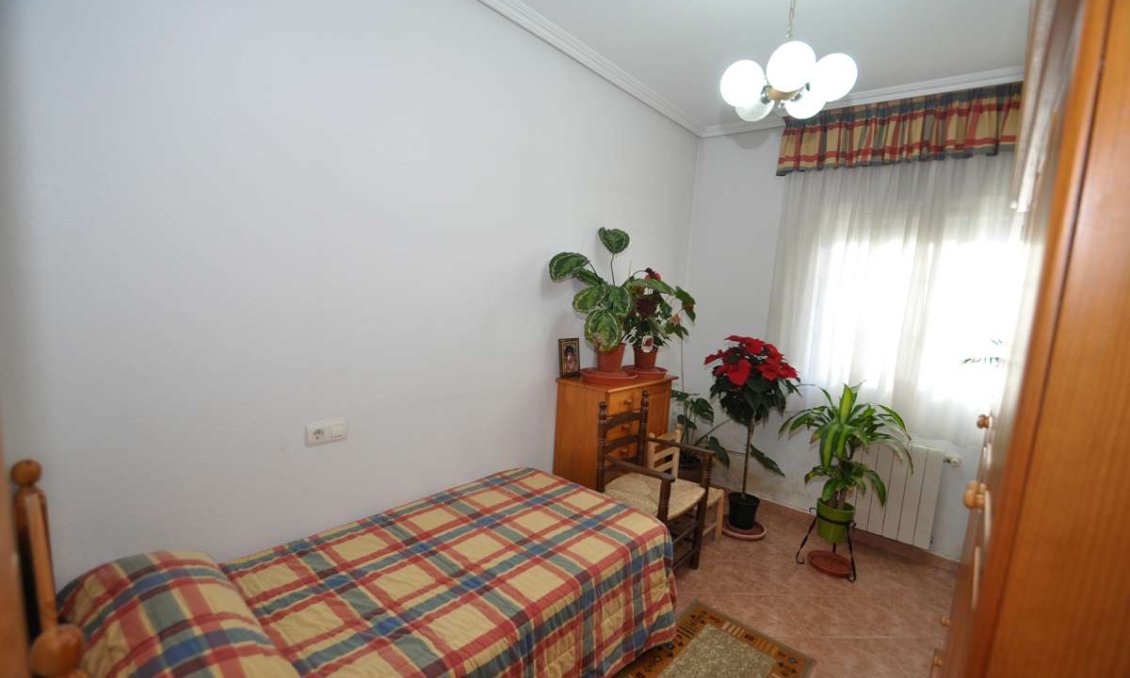 Segunda mano - Town House -
Pinoso - Inland
