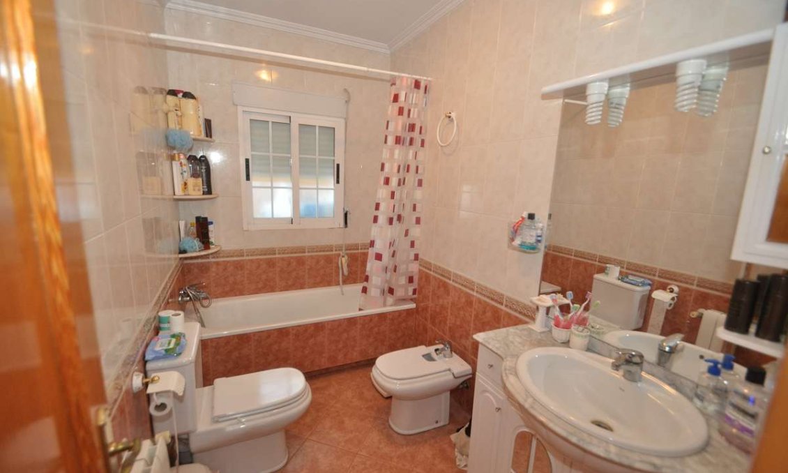 Segunda mano - Town House -
Pinoso - Inland