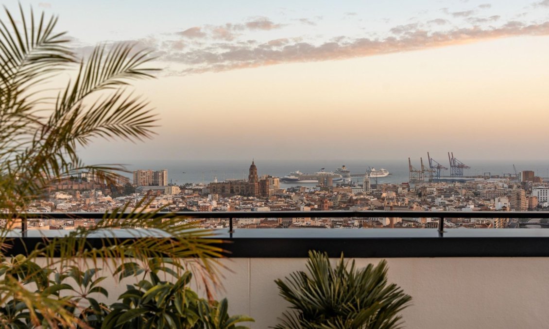 Új építésű - Tetőtéri lakás -
Málaga - Centro