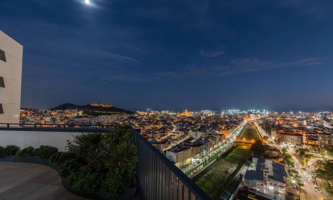 Új építésű - Tetőtéri lakás -
Málaga - Centro