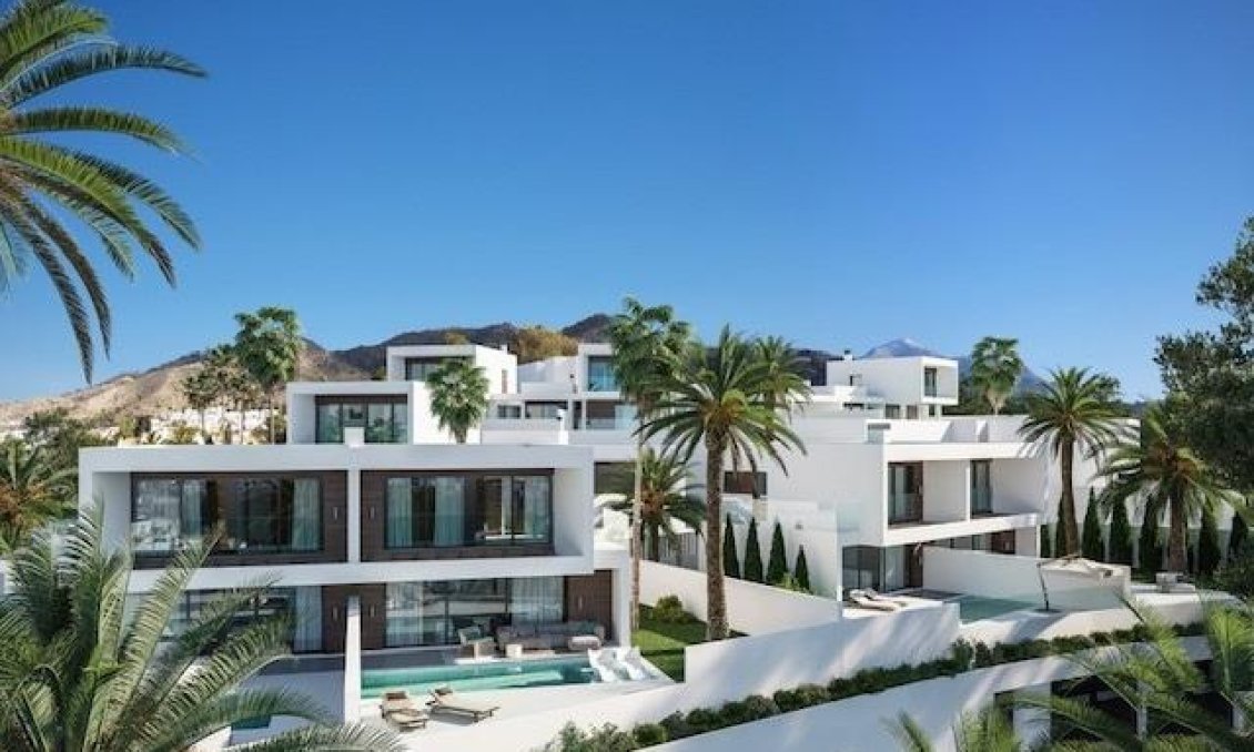 Obra nueva - Villa -
Nerja - Los Arcos