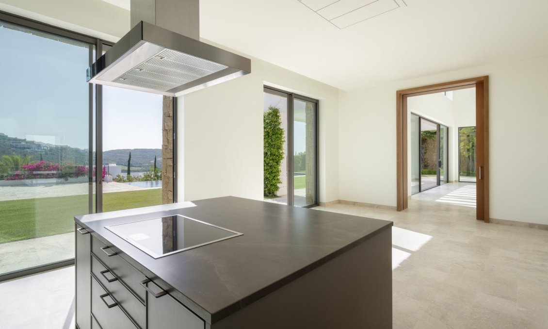 Új építésű - Villa -
Casares - Pedregales