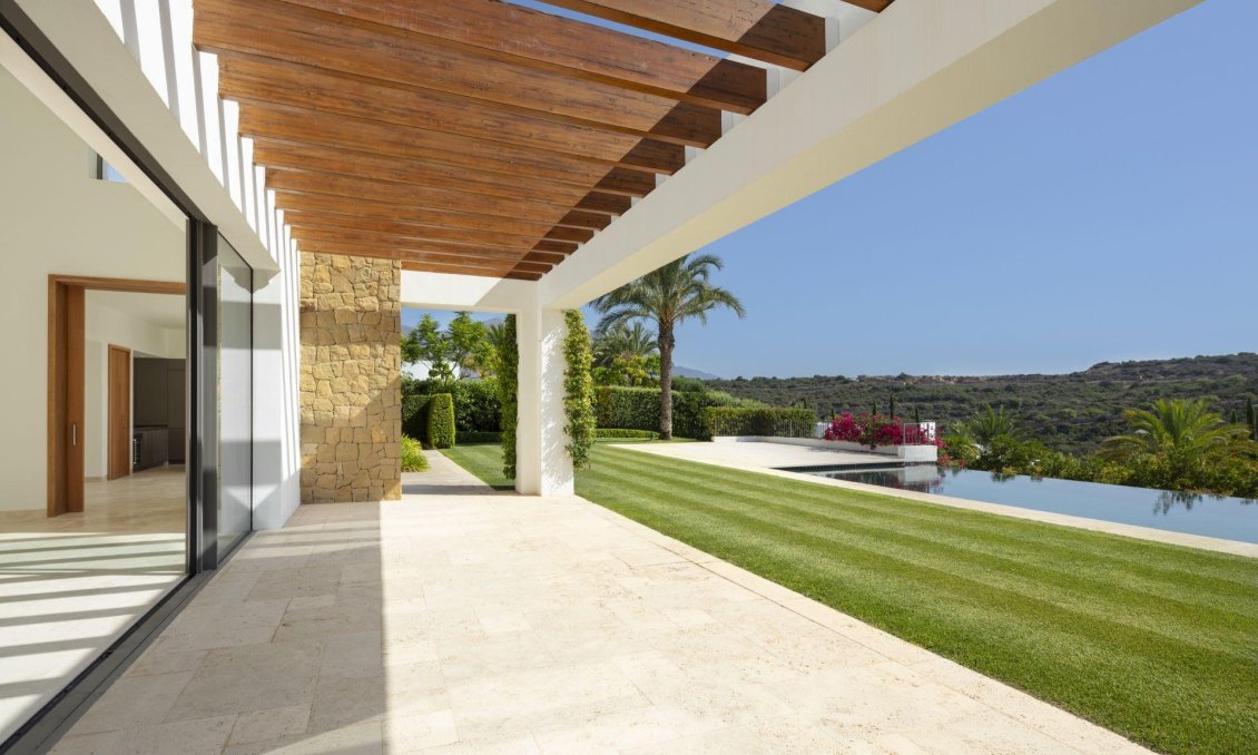 Új építésű - Villa -
Casares - Pedregales