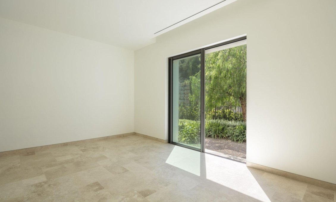 Új építésű - Villa -
Casares - Pedregales