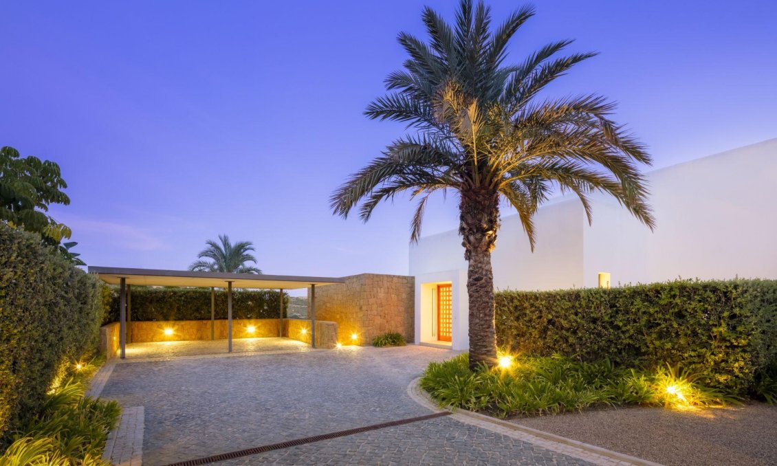 Új építésű - Villa -
Casares - Pedregales