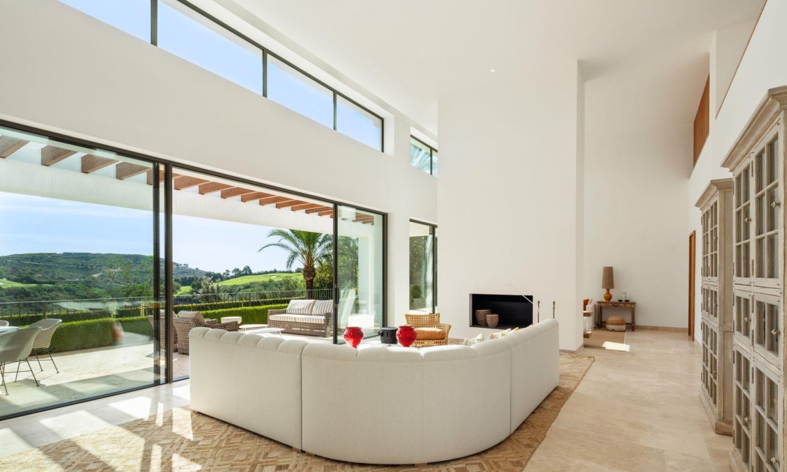 Obra nueva - Villa -
Casares - Pedregales