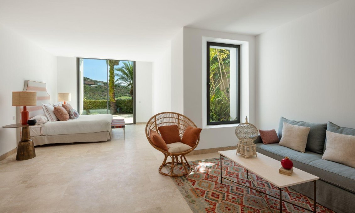 Obra nueva - Villa -
Casares - Pedregales
