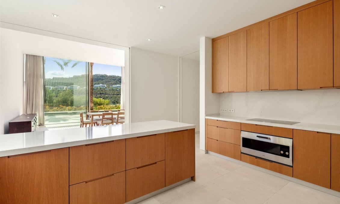 Obra nueva - Villa -
Casares - Pedregales