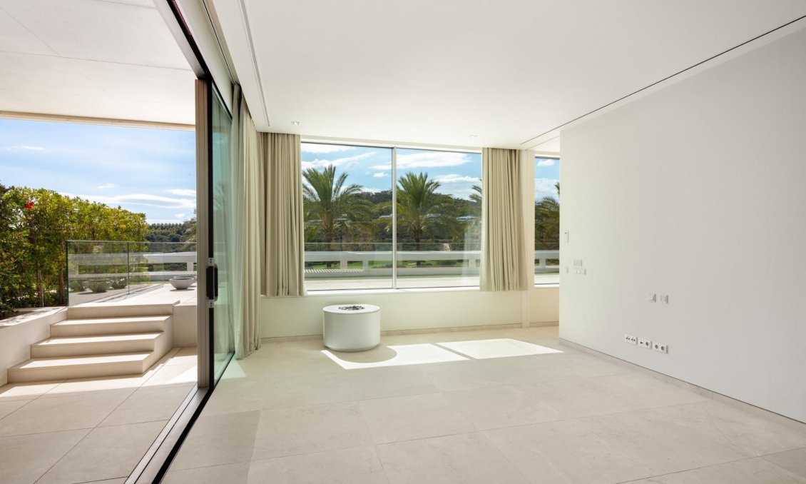 Obra nueva - Villa -
Casares - Pedregales