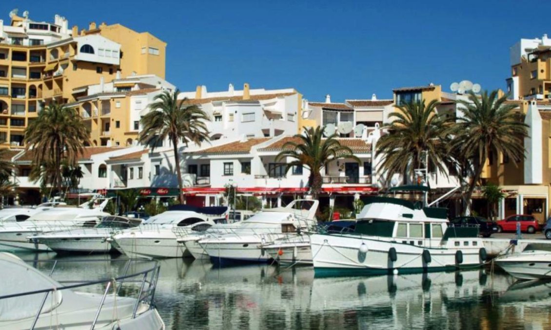 Obra nueva - Ground floor apartment -
Marbella - Cabopino