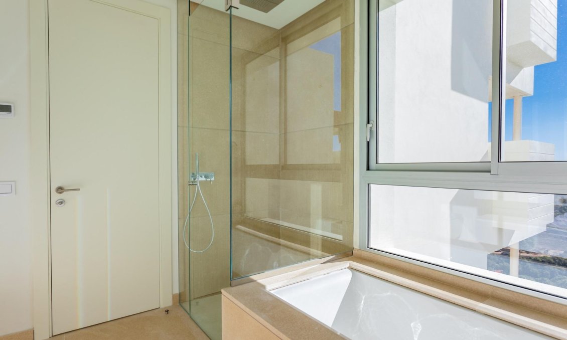 Obra nueva - Apartamento -
Benahavís - Parque Botanico