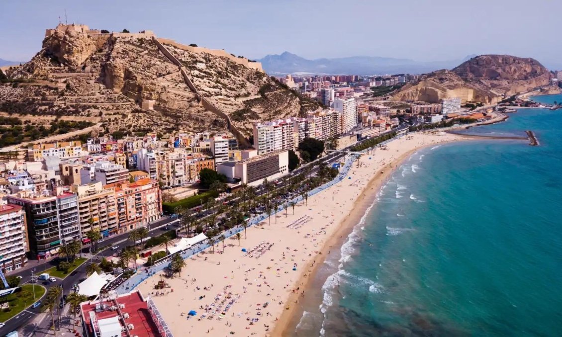 Új építésű - Tetőtéri lakás -
Alicante - Benalua