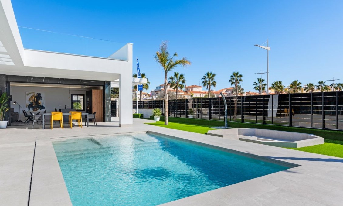 Obra nueva - Villa -
Algorfa - La Finca Golf