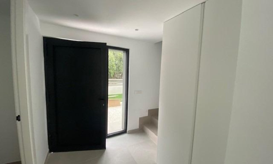 Neue Gebäude - Town House -
Orihuela Costa - Montezenia
