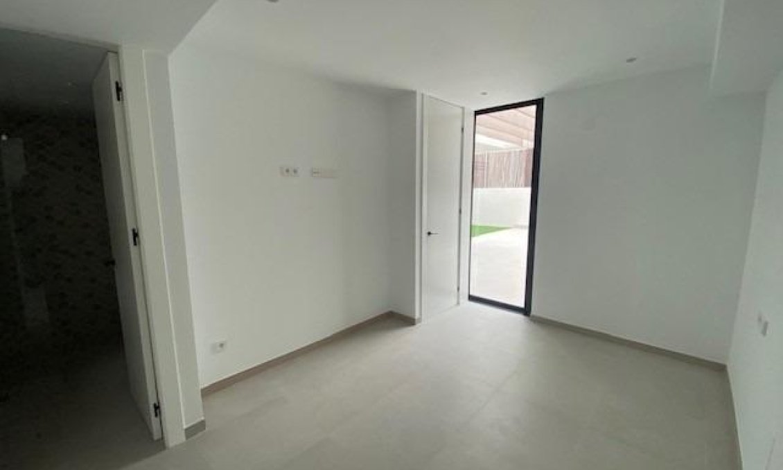 Neue Gebäude - Town House -
Orihuela Costa - Montezenia
