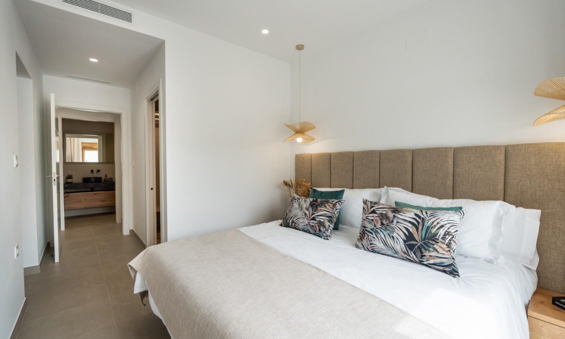 Obra nueva - Villa -
Orihuela Costa - Campoamor