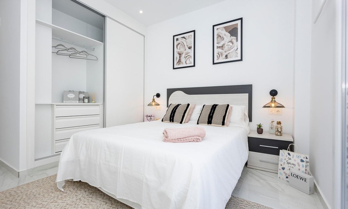 Obra nueva - Apartamento -
Jacarilla - pueblo