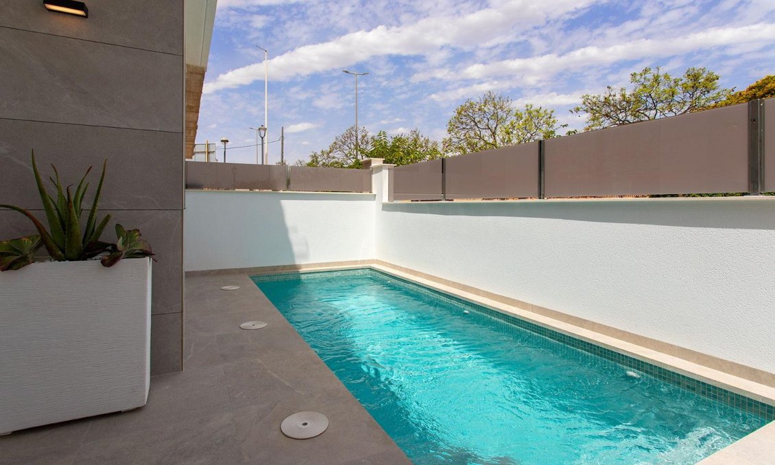 Obra nueva - Villa -
Sucina