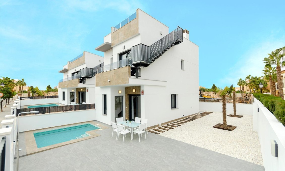Obra nueva - Villa -
Torrevieja - Torretas