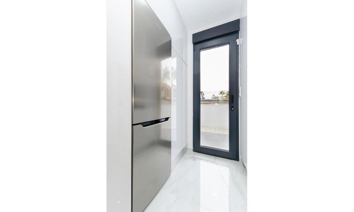 Obra nueva - Villa -
Torrevieja - Torretas